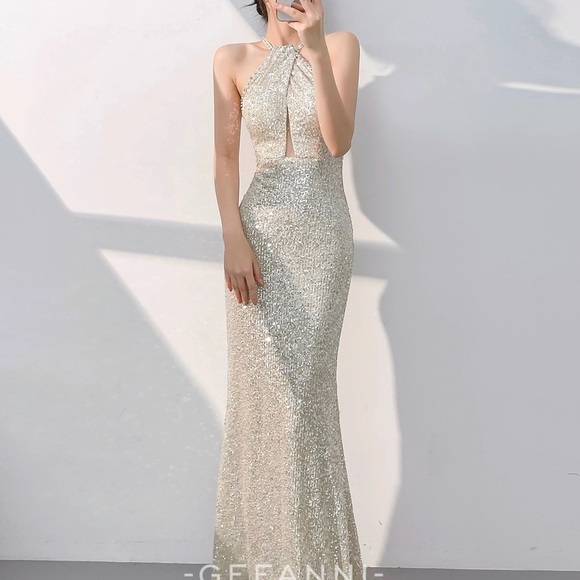 Elegant Silver Halter Evening Gown - Picture 4 of 7